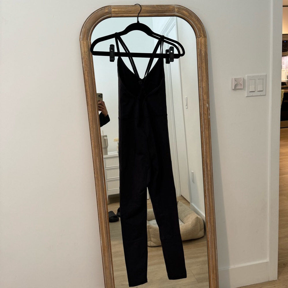 Aritzia Wilfred Free Onesie Jumpsuit - Black - Size Small